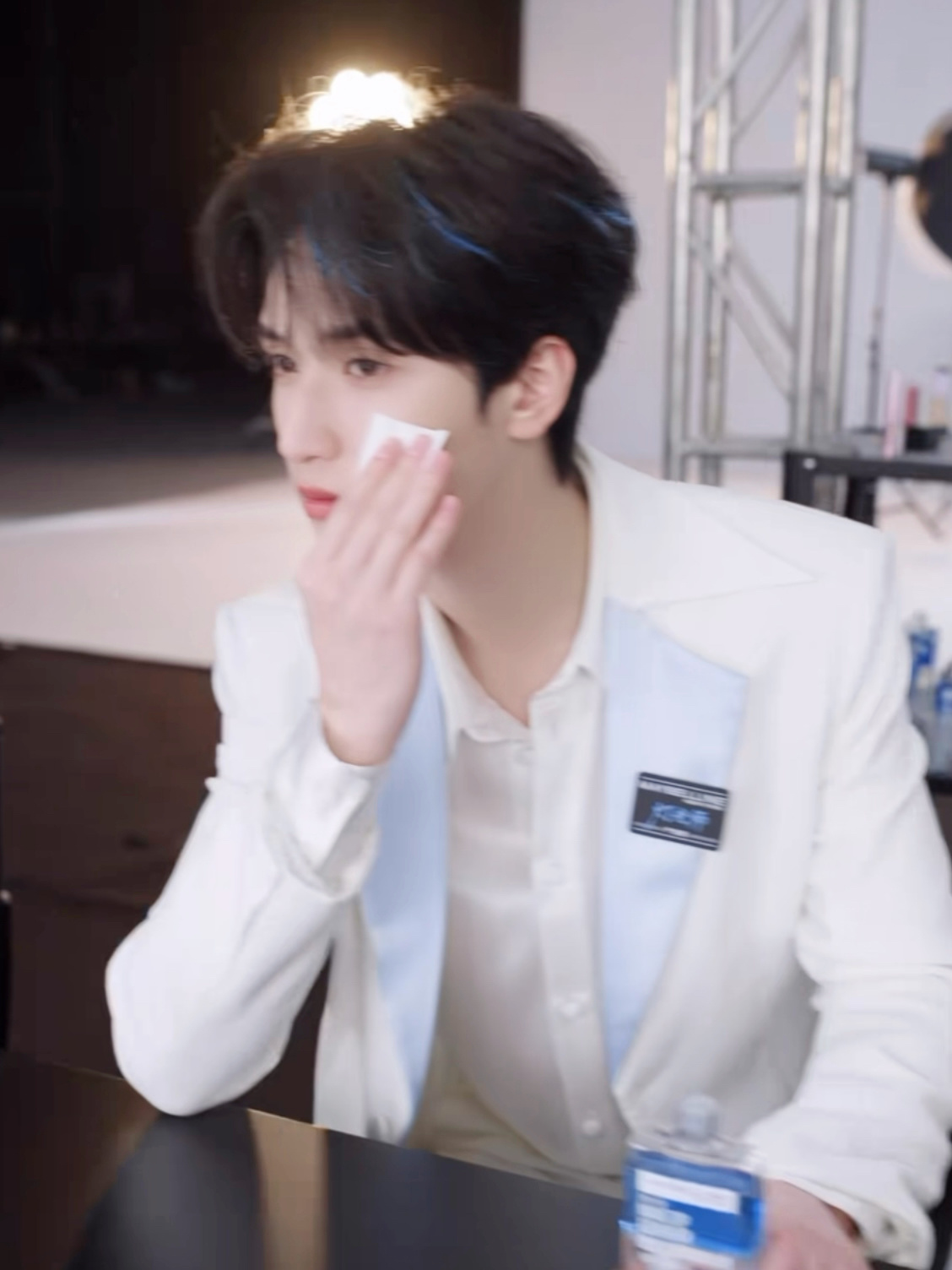 严医生，心慌怎么治严浩翔美宝莲纽约品牌代言人兼全球合作伙伴