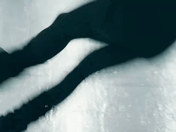 张子枫演女儿的配得感 张子枫在《花漾少女杀人事件》里把女儿的"配得感焦虑"演活了