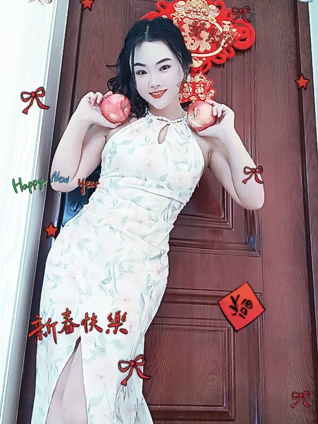 祝大家2025年蛇来运转，平平安安🍎，心想事橙🍊！