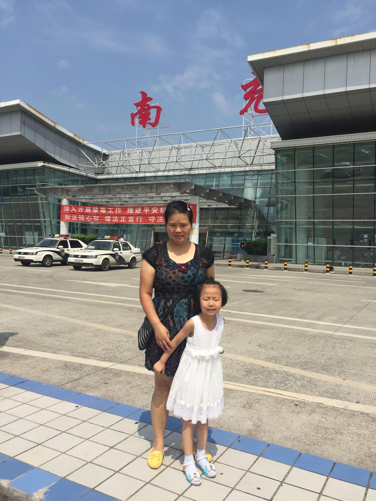 ［游记］乘风辞别南充城，母女同游彩云滇
［故事真实不虚构］
怀揣着对春城的向往，
