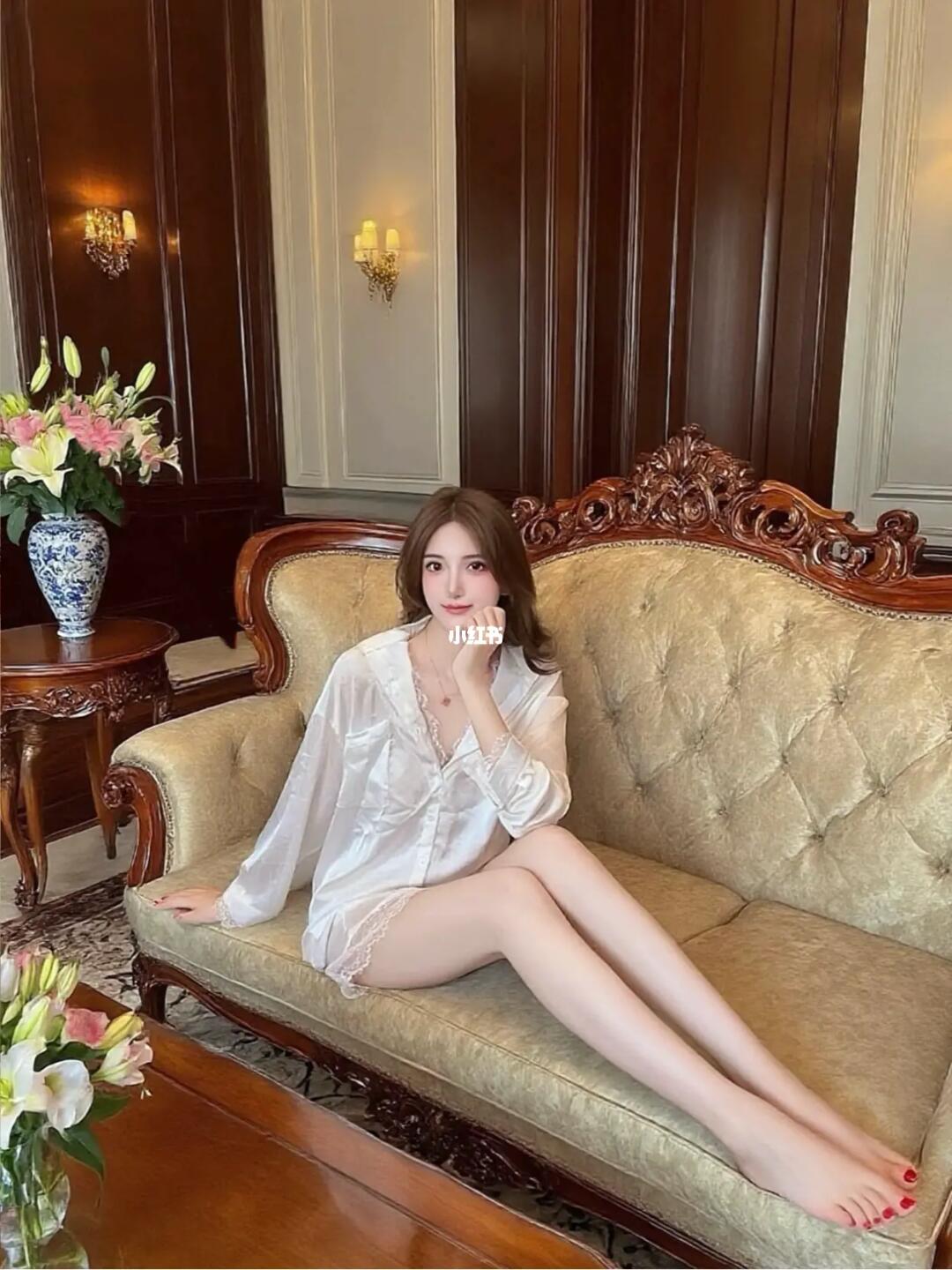 我老公就是恨不能时刻把我带身边去显摆🤭
