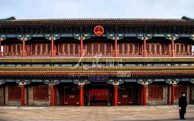 很多人都说毛主席时代生活苦，粗粮多、穿得朴素，可老百姓心里比谁都明白，那不是苦日