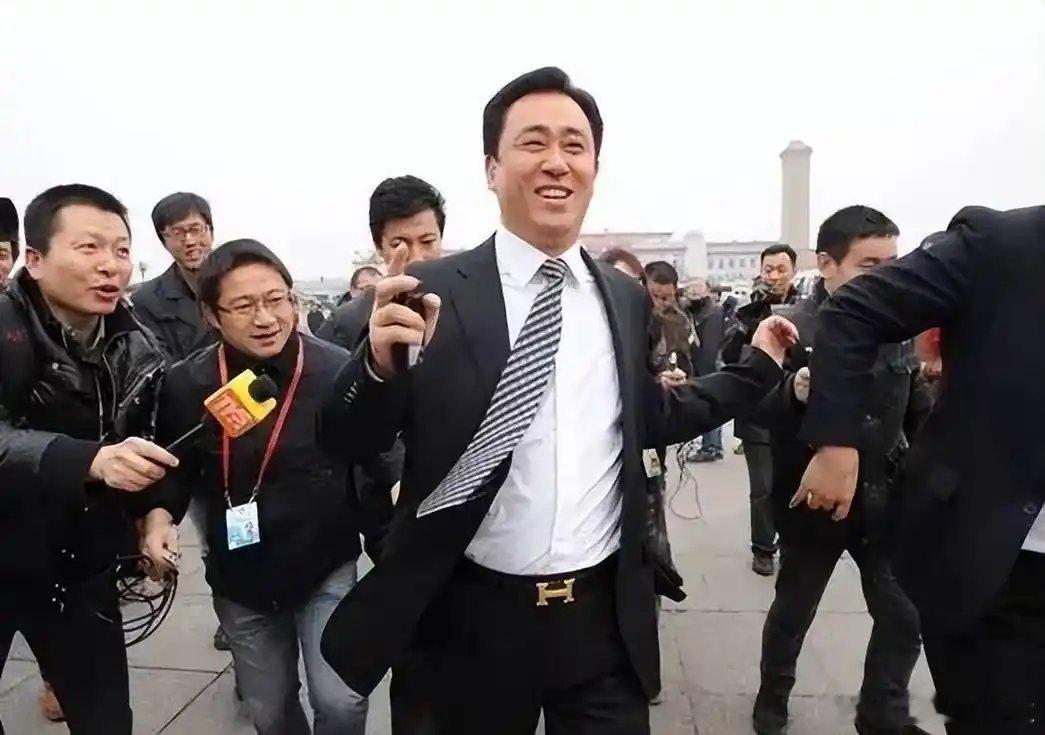 中超联赛我们的名字叫大连许家印已被依法采取强制措施 许家印上诉申请被驳回，香港高