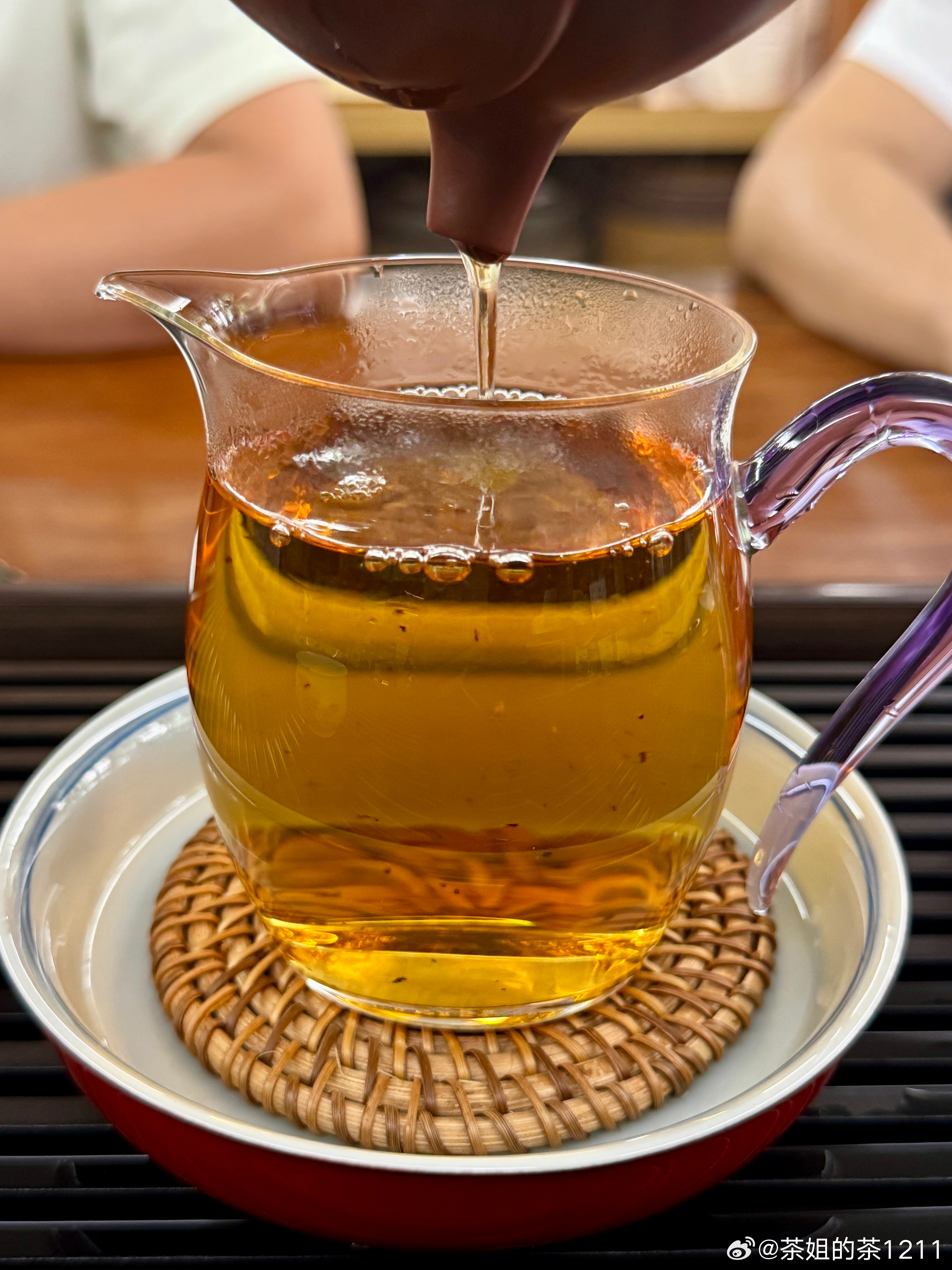 喝茶🫖喝老白茶咯，茶哥的最爱我们先聊会儿志愿的事哈，茶话会下午抽空再录