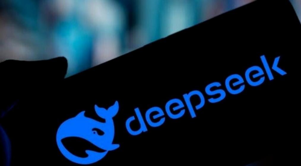 美国对华脚踩刹车！刚看了一则路透社消息，美国本来想把 DeepSeek 等100