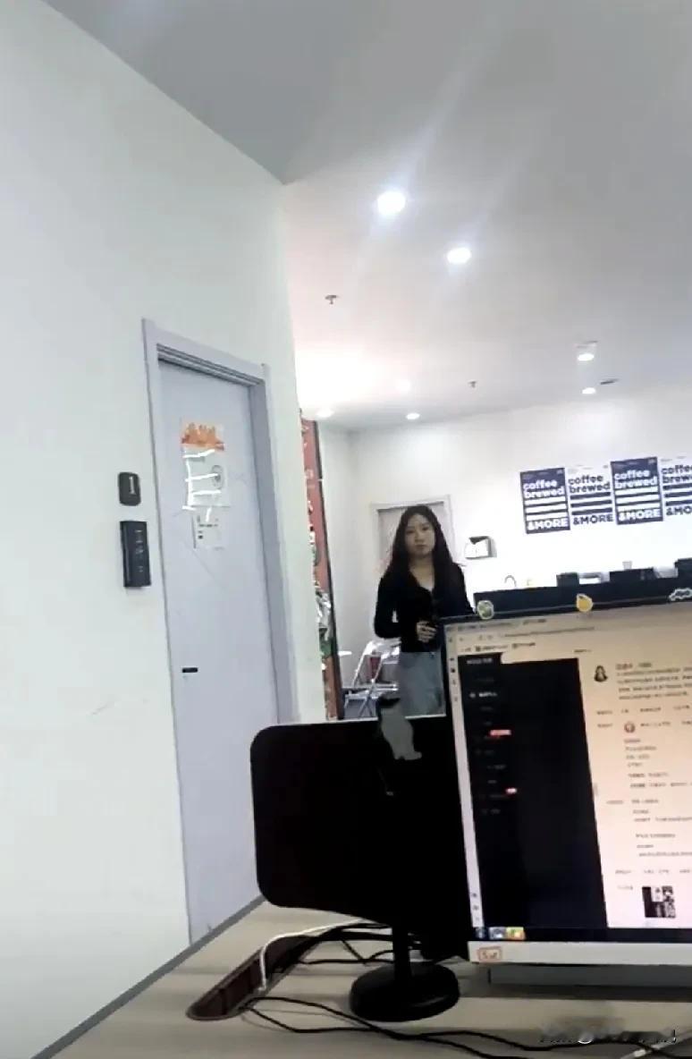 前期因为不满仲裁只支持了违法解除劳动赔偿金4个w+,平日延时加班费、节假日加班费