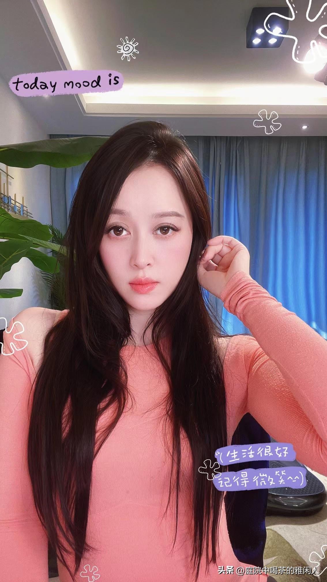 真的，人只有有钱了，才有底气变得冷漠，才有资格独来独往。

钱从来不是让你去讨好