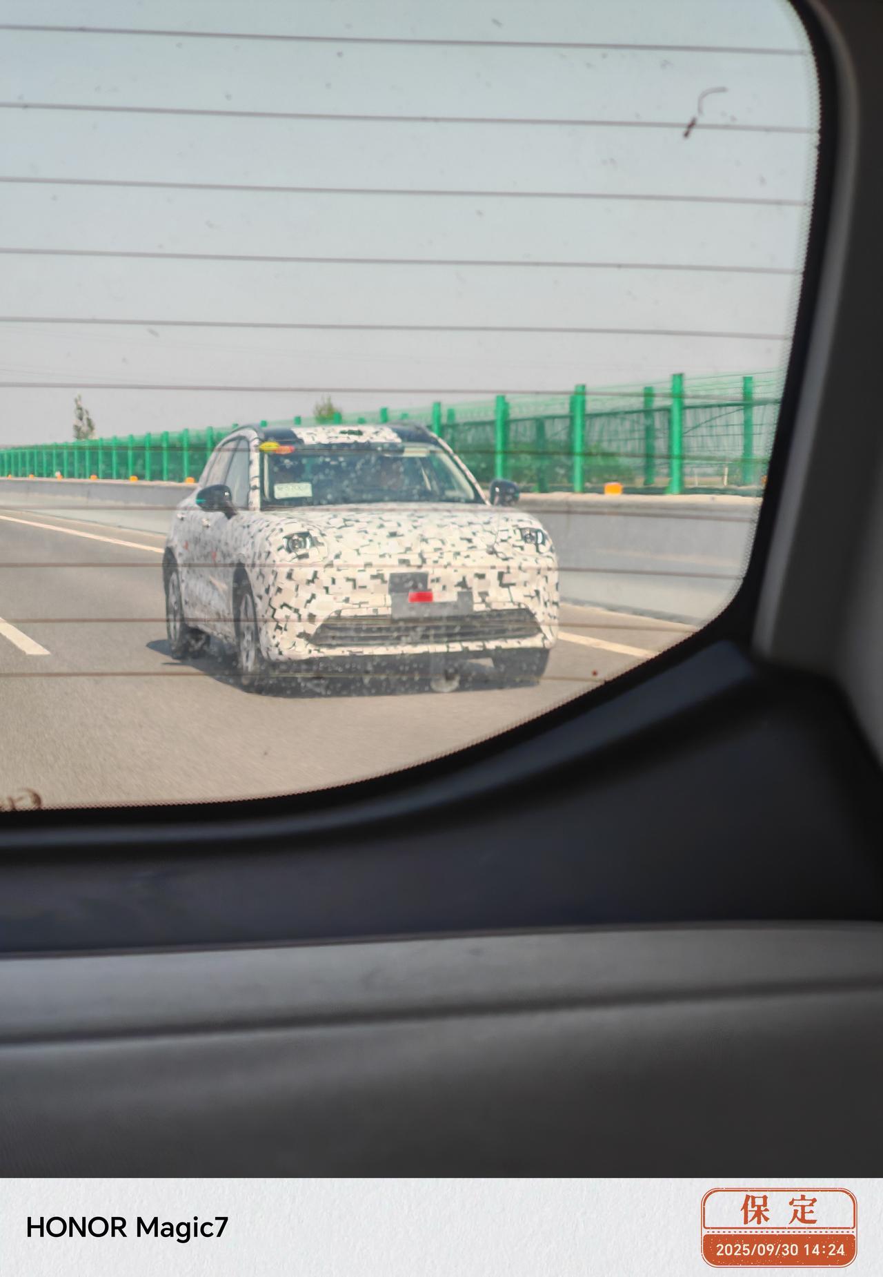 高速偶遇，什么车？