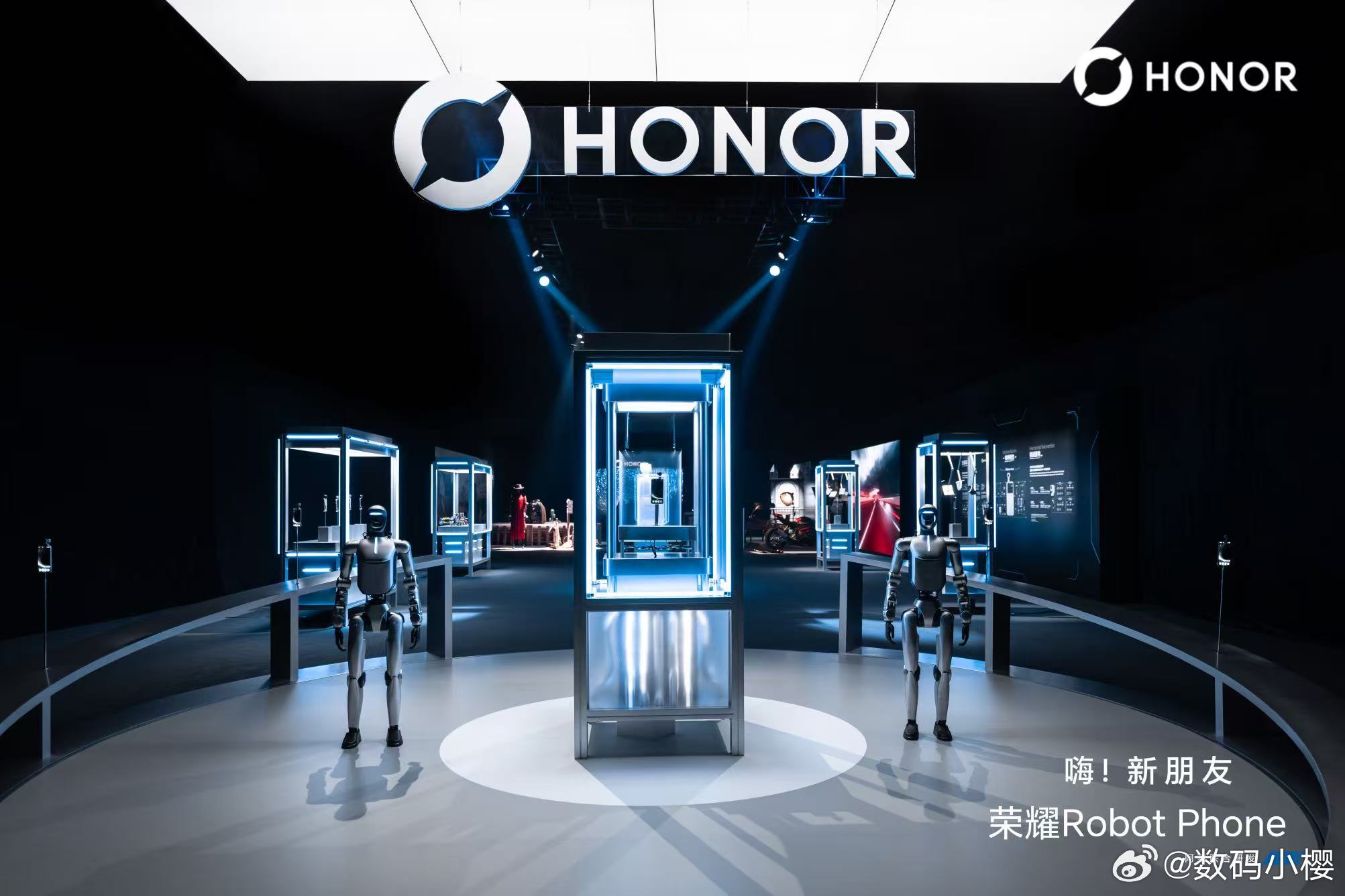 李健称放弃RobotPhone有一万个理由说实话，当初看到荣耀Robot Pho