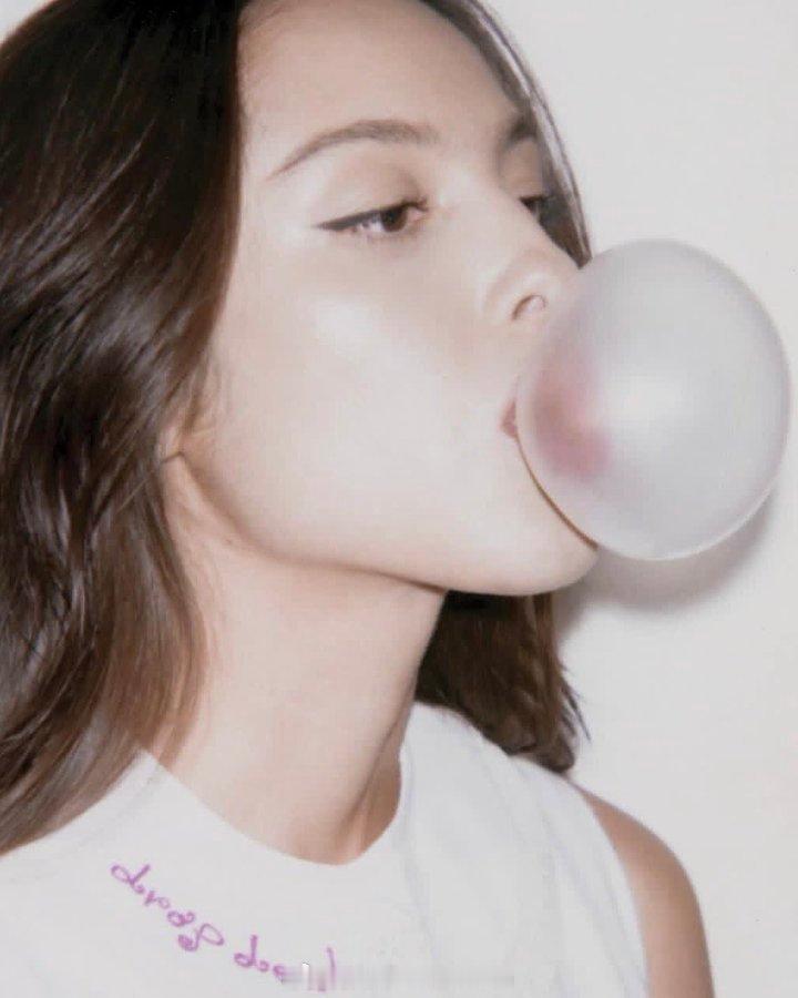 OliviaRodrigo 【Olivia Rodrigo《drop dead》