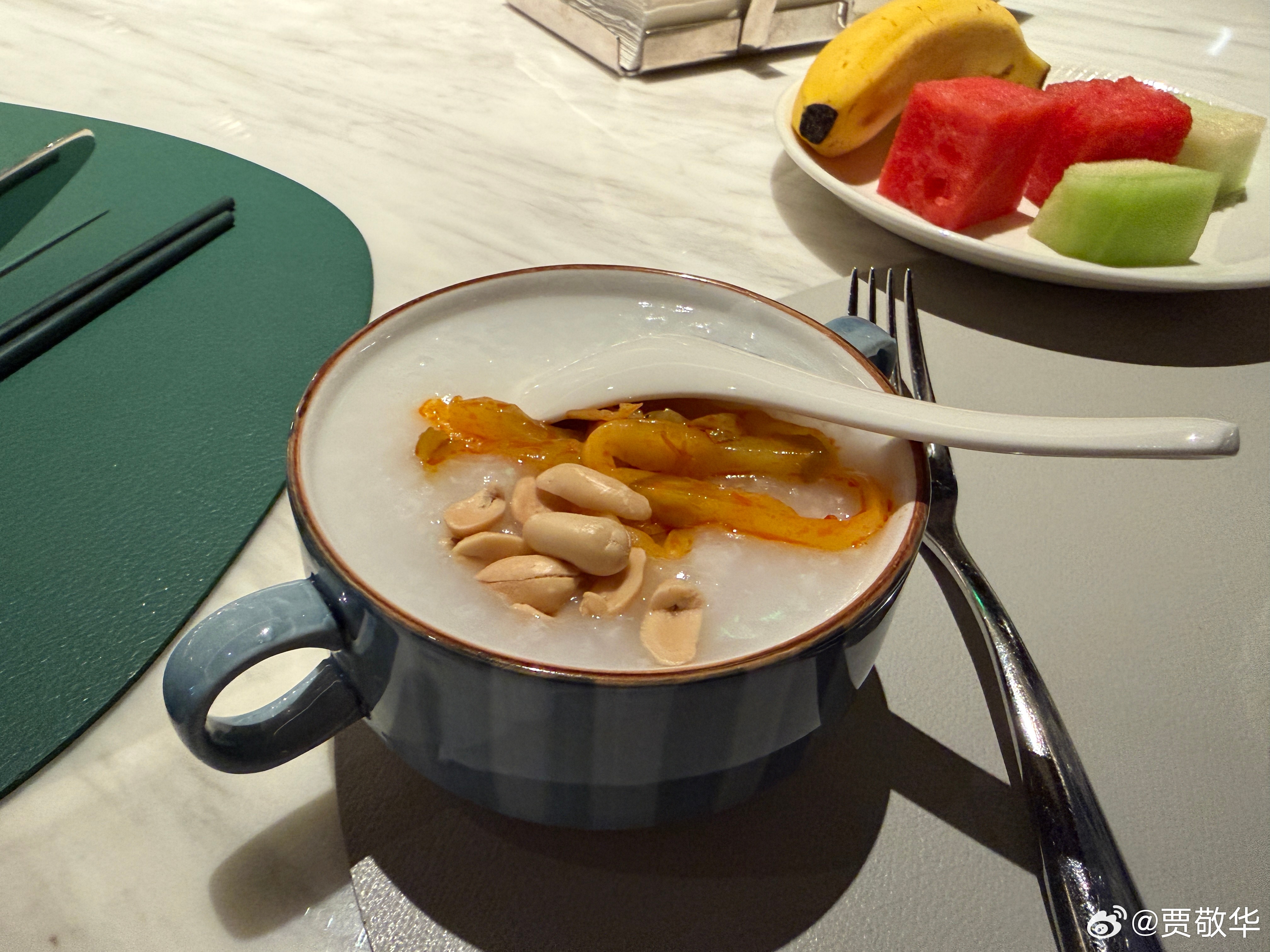 #每天早起打卡# 又是赶早班机的一天，先干饭。 