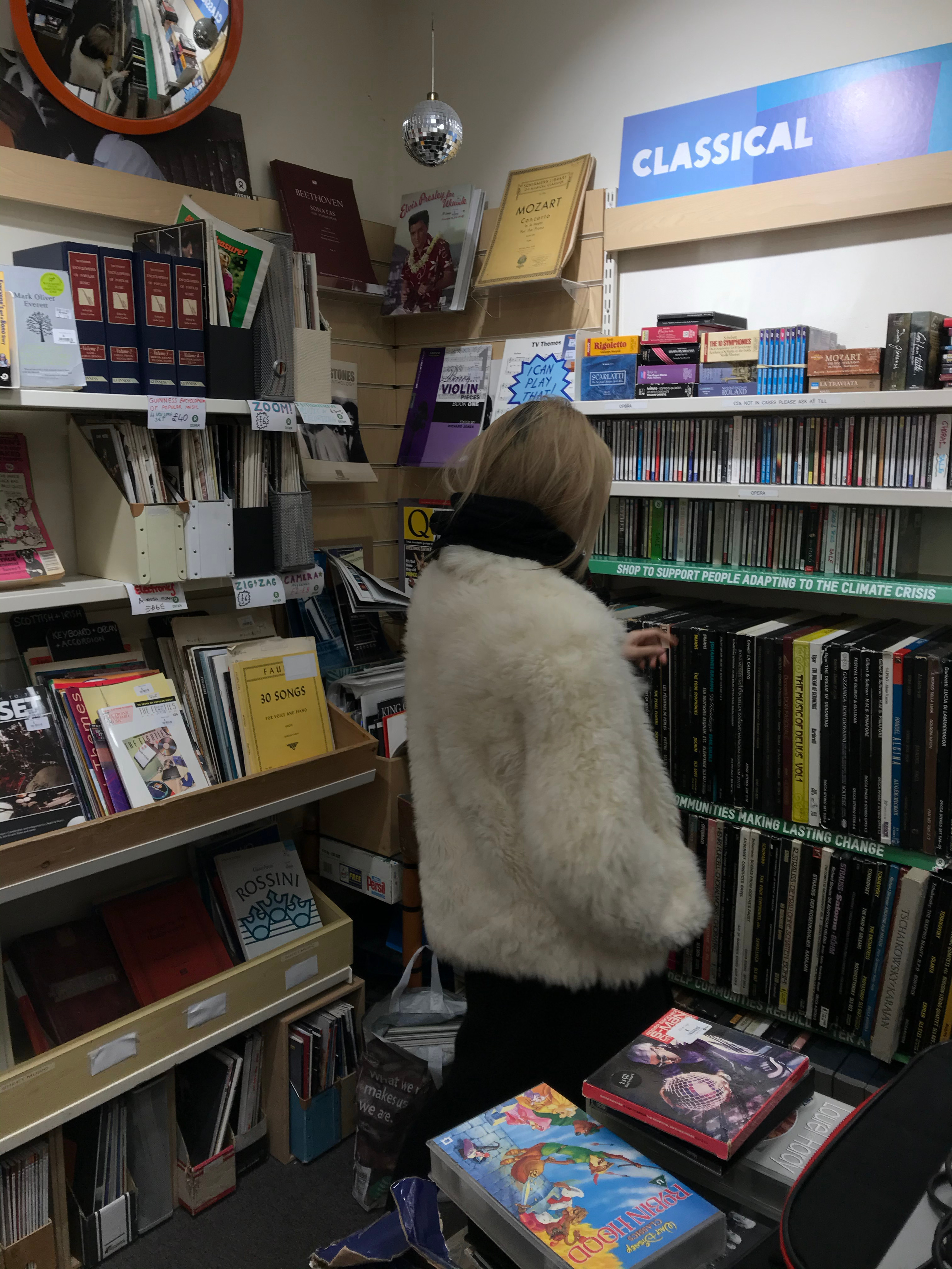 哈咯 好久不见 大家过年开心吗已经在加速p图 争取这两天出🐟🧺！！下一期3.