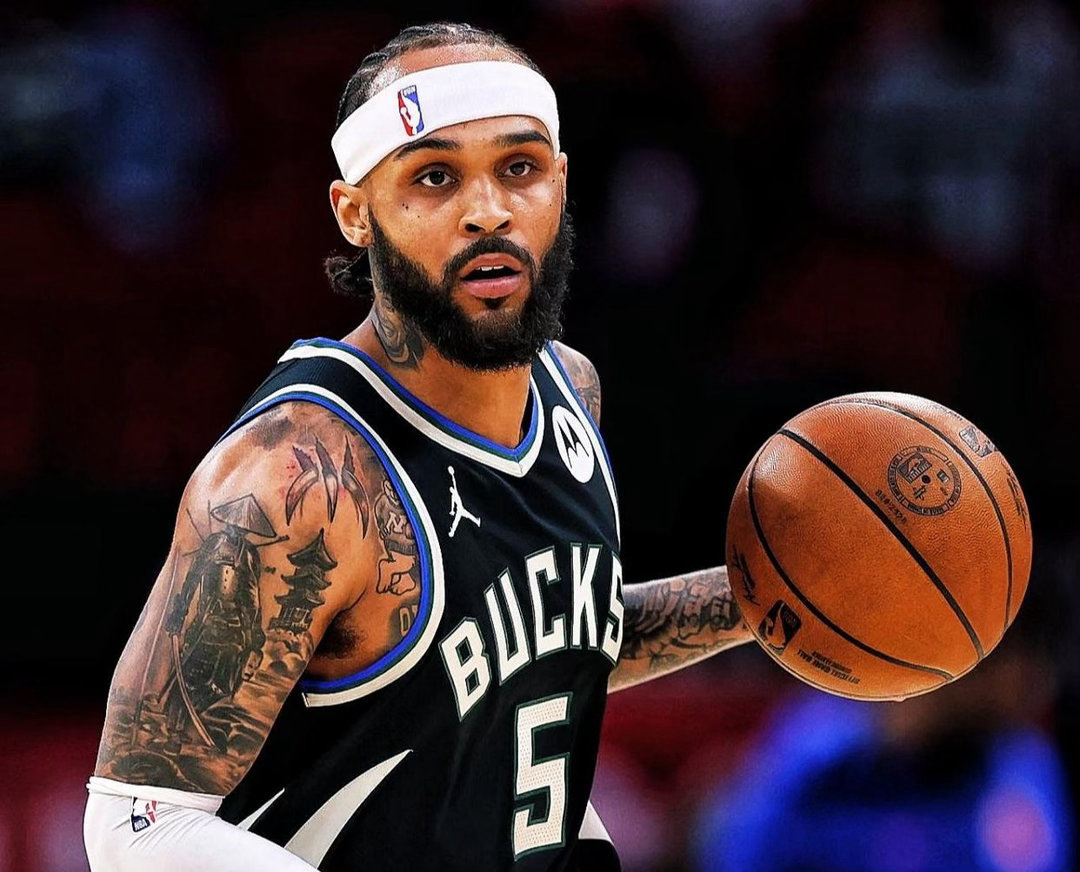 雄鹿与特伦特或涉工资帽违规NBA官方发言人向ESPN记者Shams透露，联盟正在