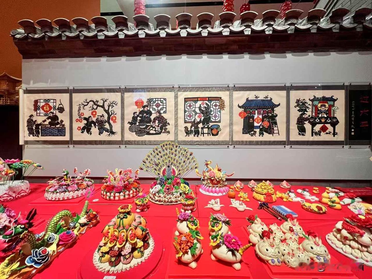 年味渐浓，吉庆有余。
——凤翔泥塑展览
图文：小骥