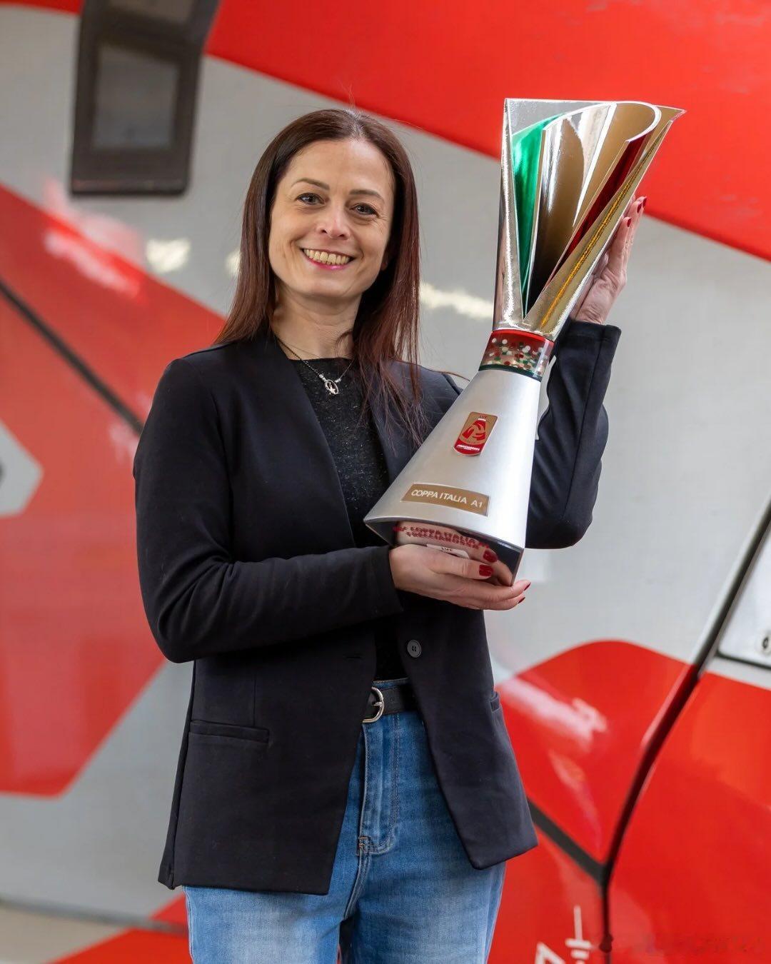 ⚡️ 🇮🇹 在库内奥格兰达队，前意大利名将自由人保拉·卡杜洛将与法比奥·蒂斯