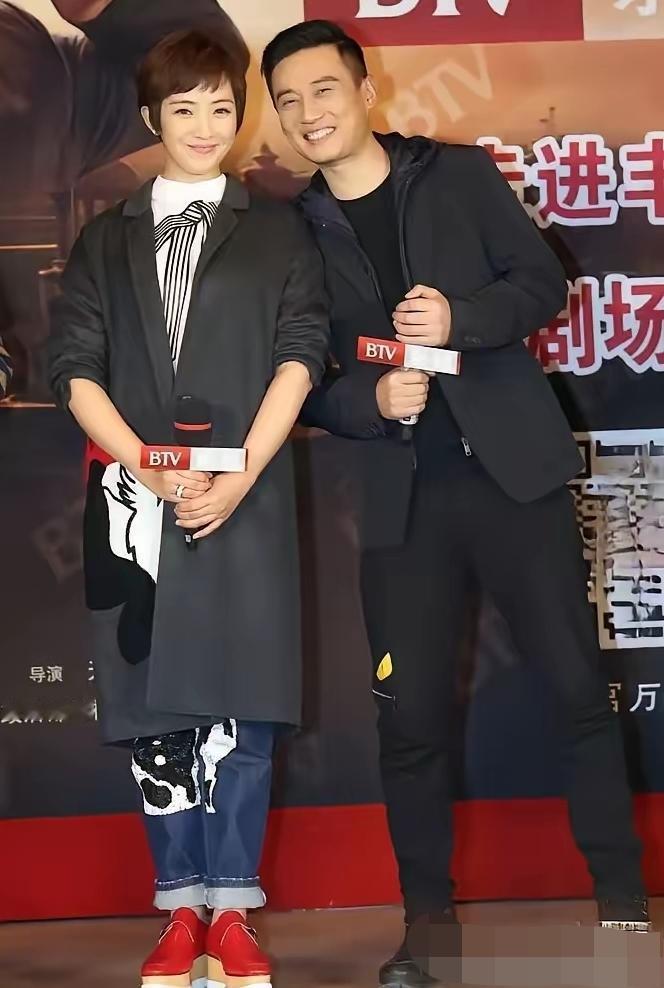 白天是搭档演父女，晚上睡一起的夫妻，你喜欢这对夫妻演员吗？
