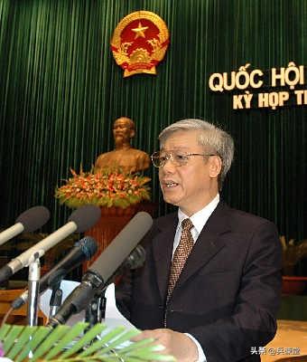 越南国家主席来访，澳政客反问“咋挂中国国旗”？8月12日报道，澳大利亚国家党一名
