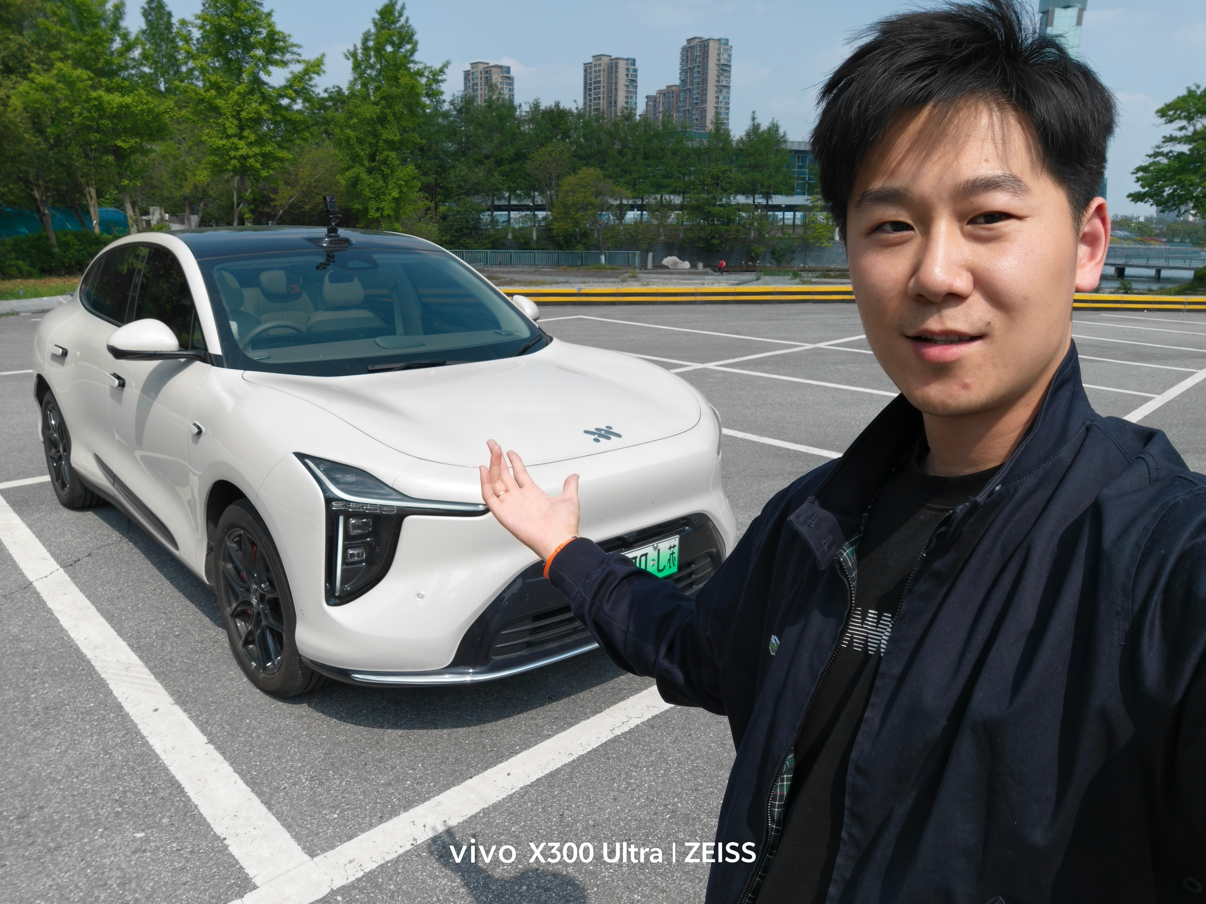 本来想换个“怎么选都是聪明之选的大5座suv”--智己ls8，结果智己推了个新的