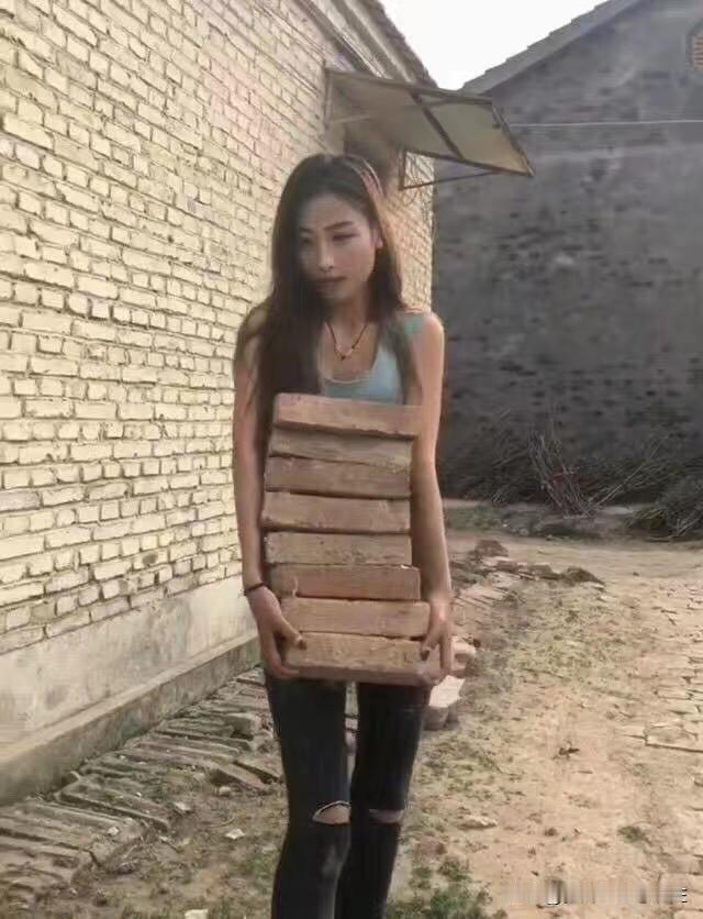 在农村，40岁的中年大叔，还有必要结婚吗？
前两天，媒婆给我介绍了一个43岁离婚