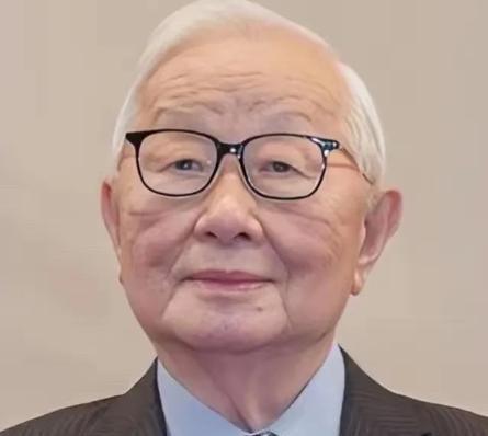 台积电创办人张忠谋，受访时再度语出惊人：“我确实认为，我的国家——美国，仍是世界
