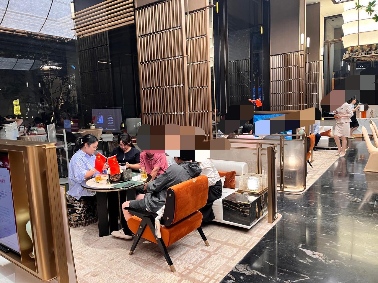 国庆假期头两天鲤城建发鲤悦依旧保持超高人气，大家还是趁着放假时间来看看房，不完全