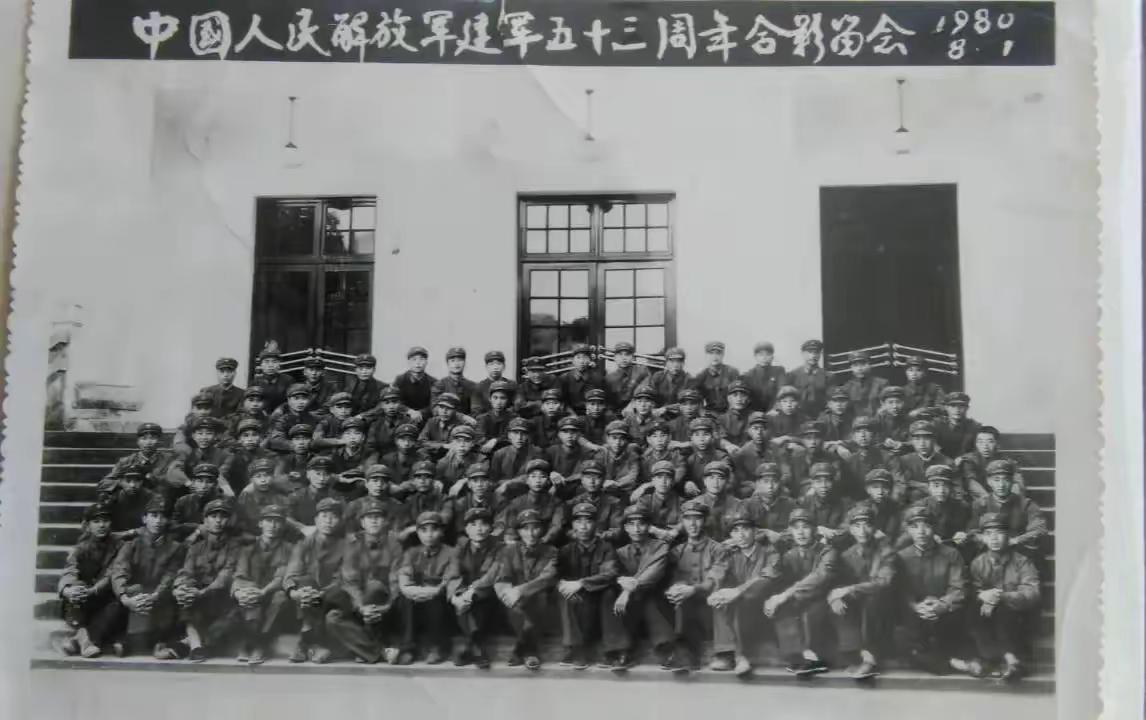 再续福空通信团架设连
前两天写了福空通信团架设连的故事，今天让我再续架设连一个故