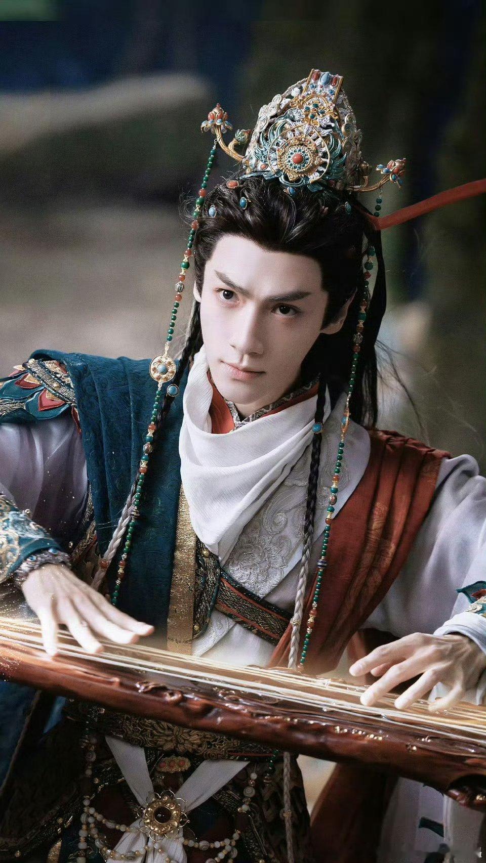 谁家cp打着打着开始把脉《水龙吟》唐俪辞普珠前一秒剑拔弩张要干架，下一秒摸到对方