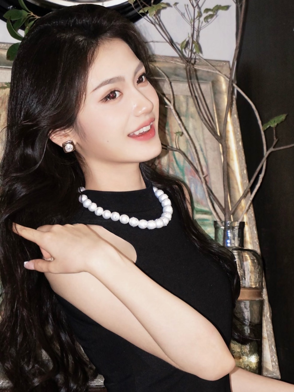 跨晚新疆美女采销 你们跨年夜有什么安排，是准备出去吃美食看电影玩耍？还是宅家点个