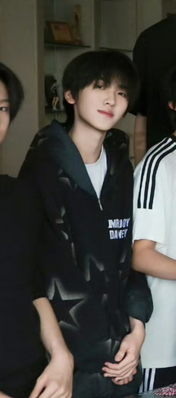 帅奇奇来袭🥺🤲 