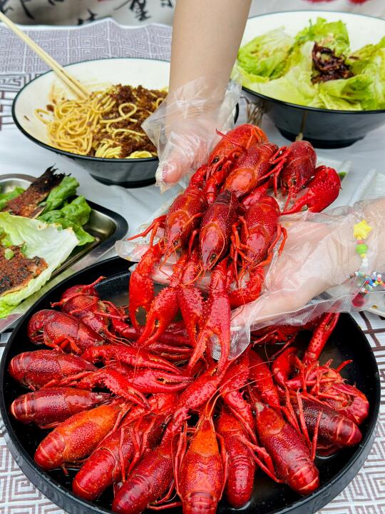 woc!! 在宜春也吃到了芥末冰龙虾🦞🧊