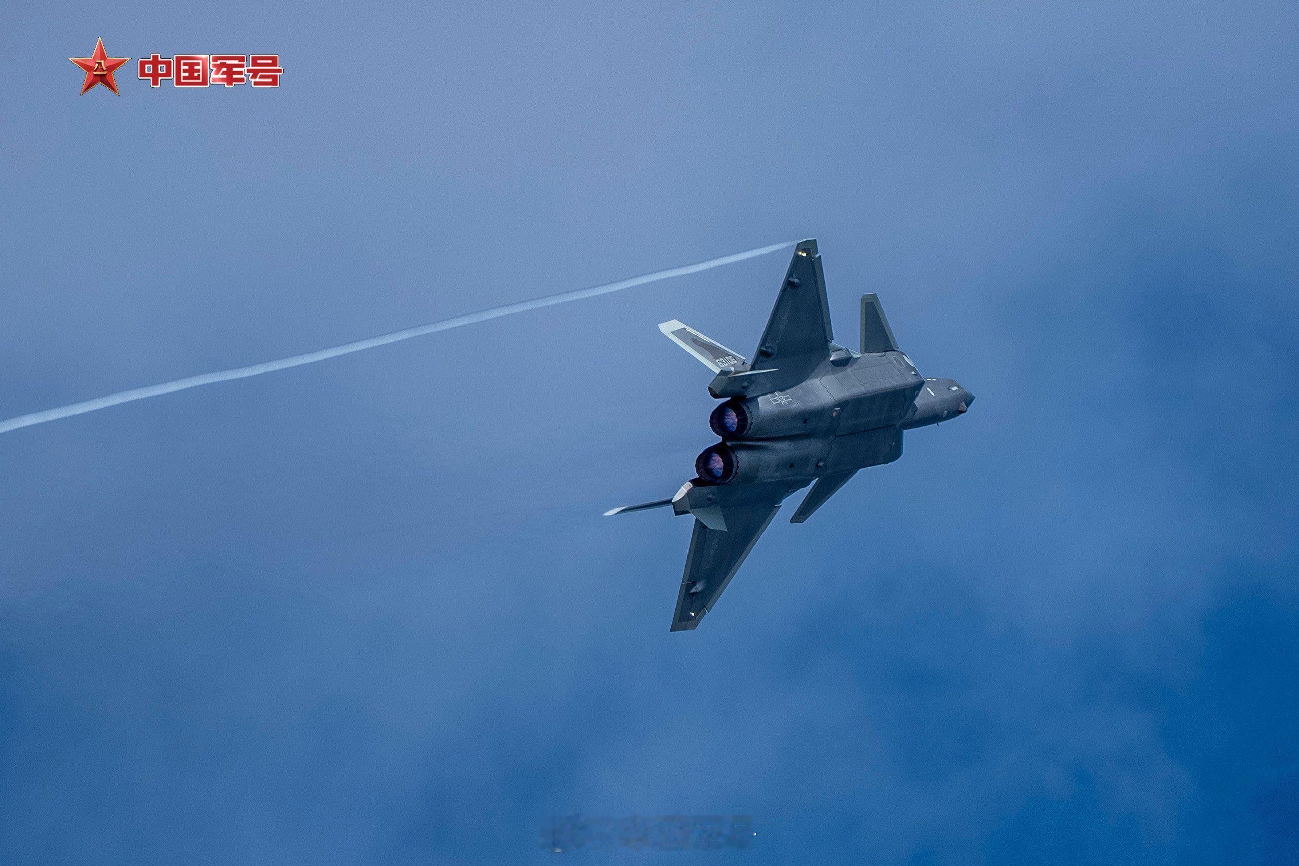 【惊喜不惊喜？又有机会看大大大大飞机了[嘻嘻]】日前，参加2025空军航空开放活