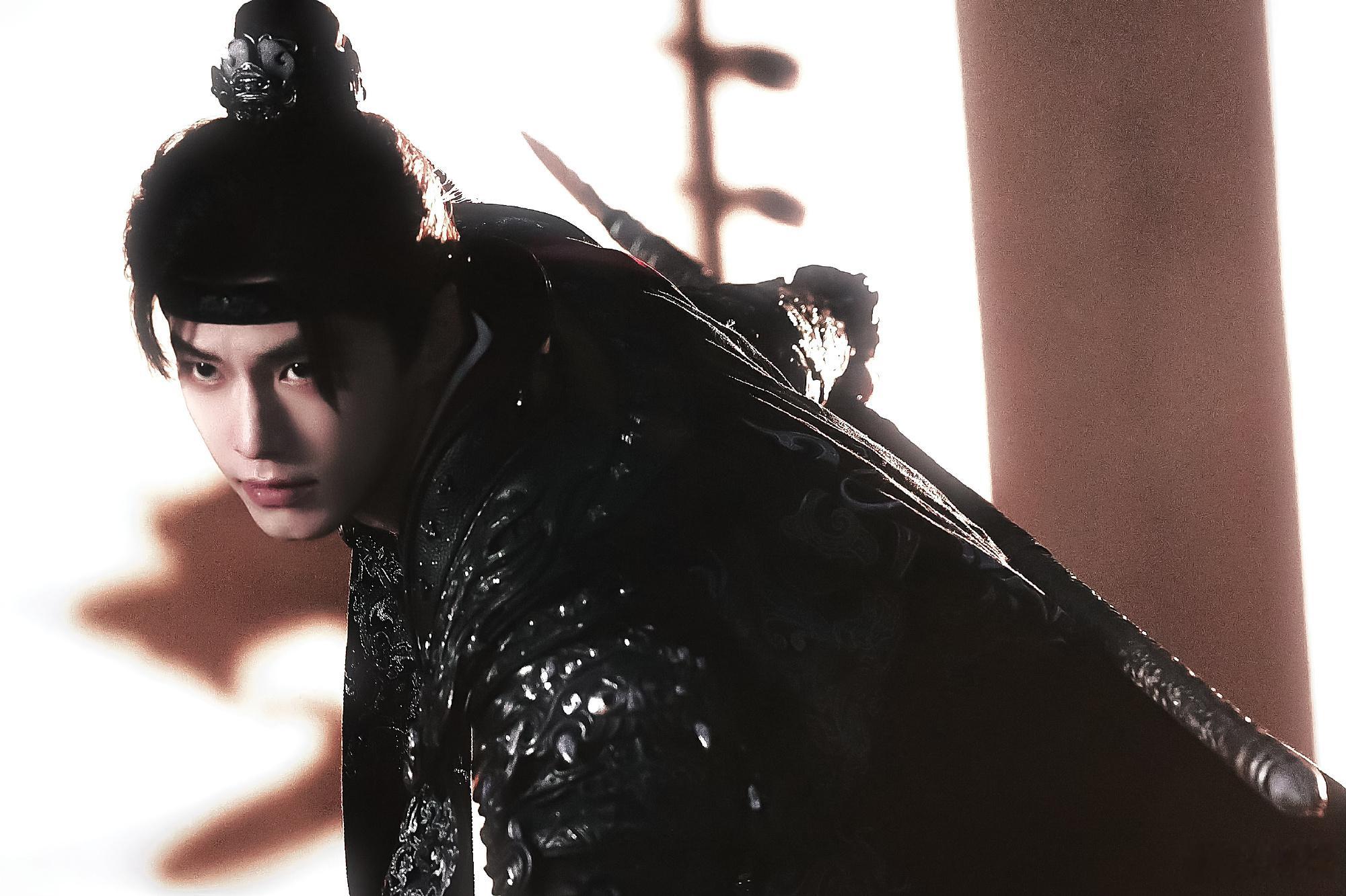 何与说打戏受到惠英红点拨之前就好奇何与武戏怎么这么出彩，看完采访才知晓渊源，受惠