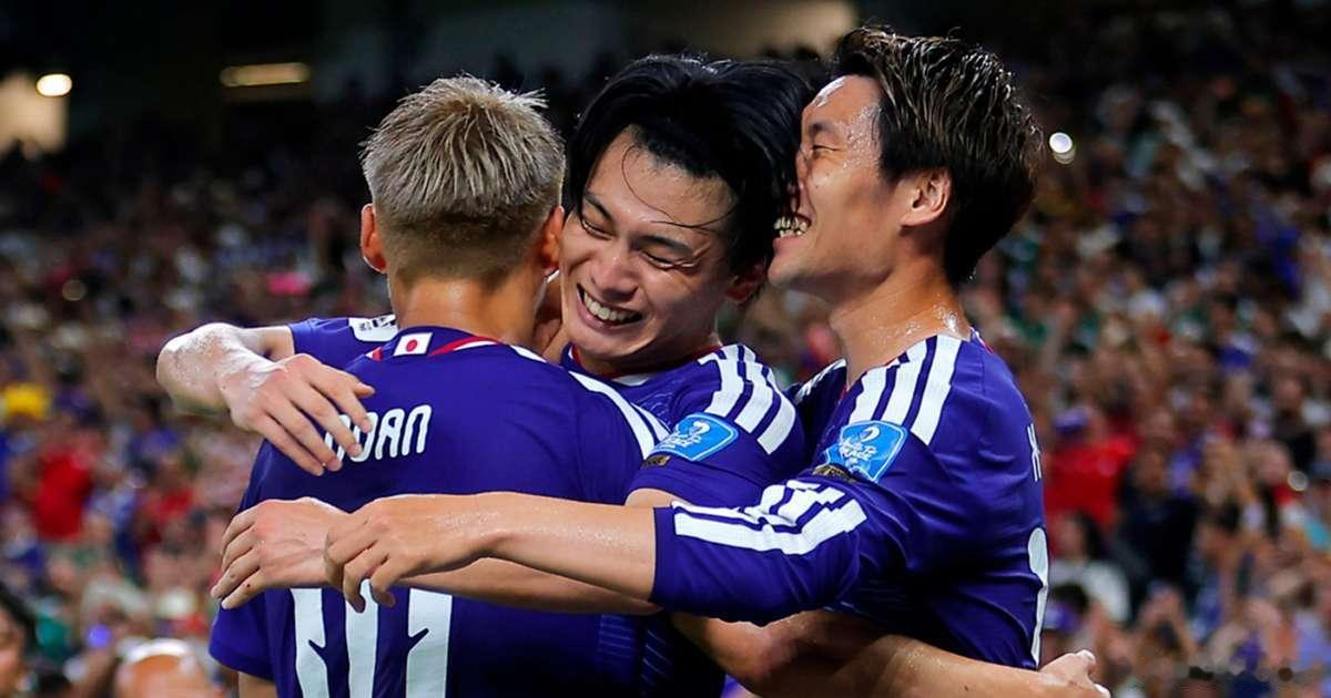 突尼斯0-4日本：上田绮世梅开二度，勒纳尔救火首战失利，日本迎来世界杯里程碑之战