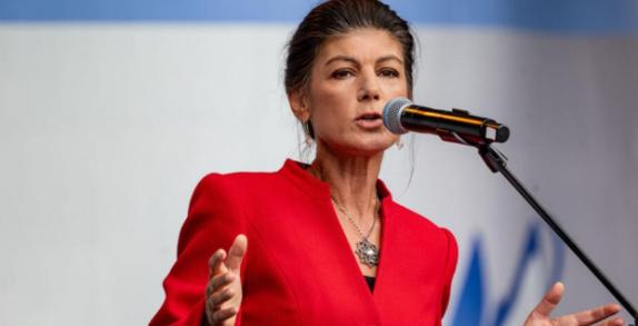 瓦根克内希特呼吁政府恢复俄气采购，并停止对乌军援。

当地时间2月4日，德国“萨