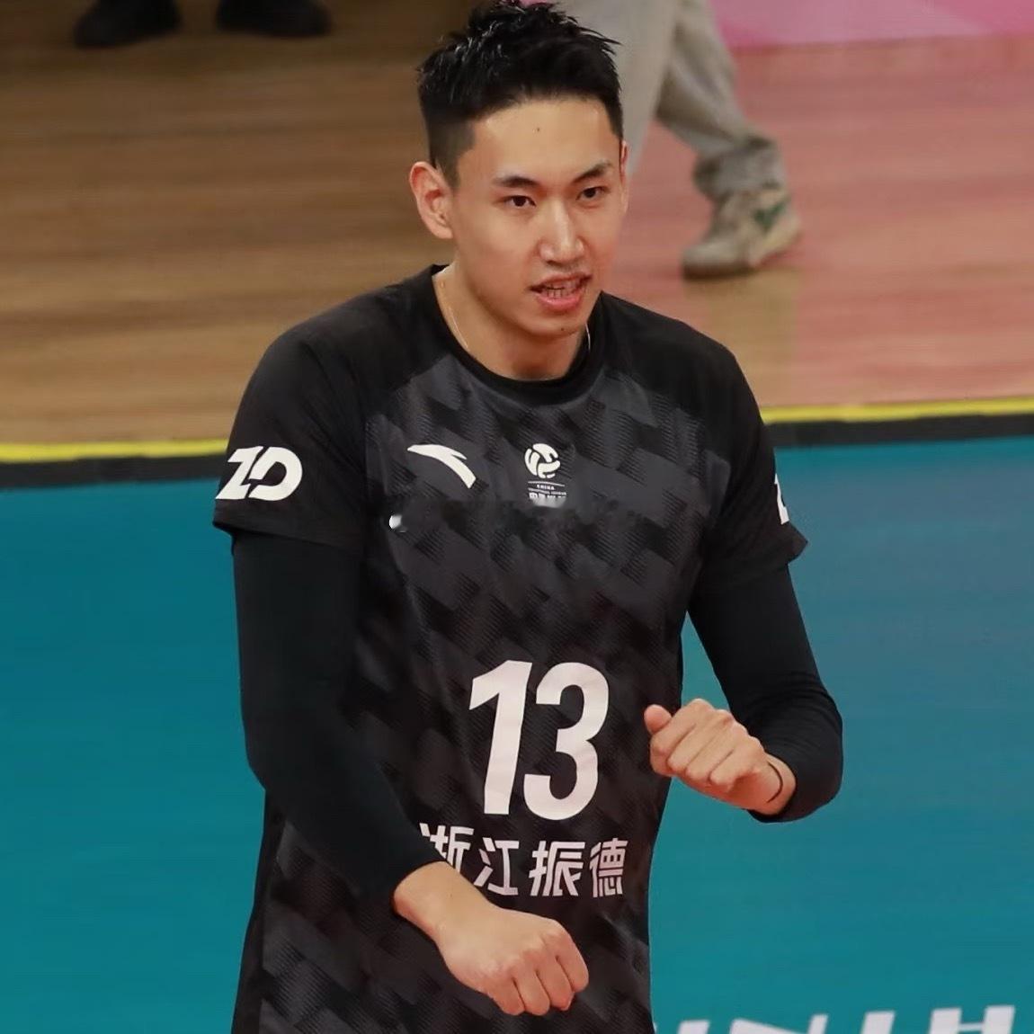 📊🇨🇳张冠华：（5局）（全场最高）▶️32🔺分：53扣29中3失误3被拦