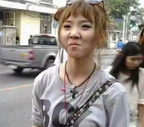 郑乃馨发文回应争议这是郑乃馨?面相都变了，好刻薄 ​​​