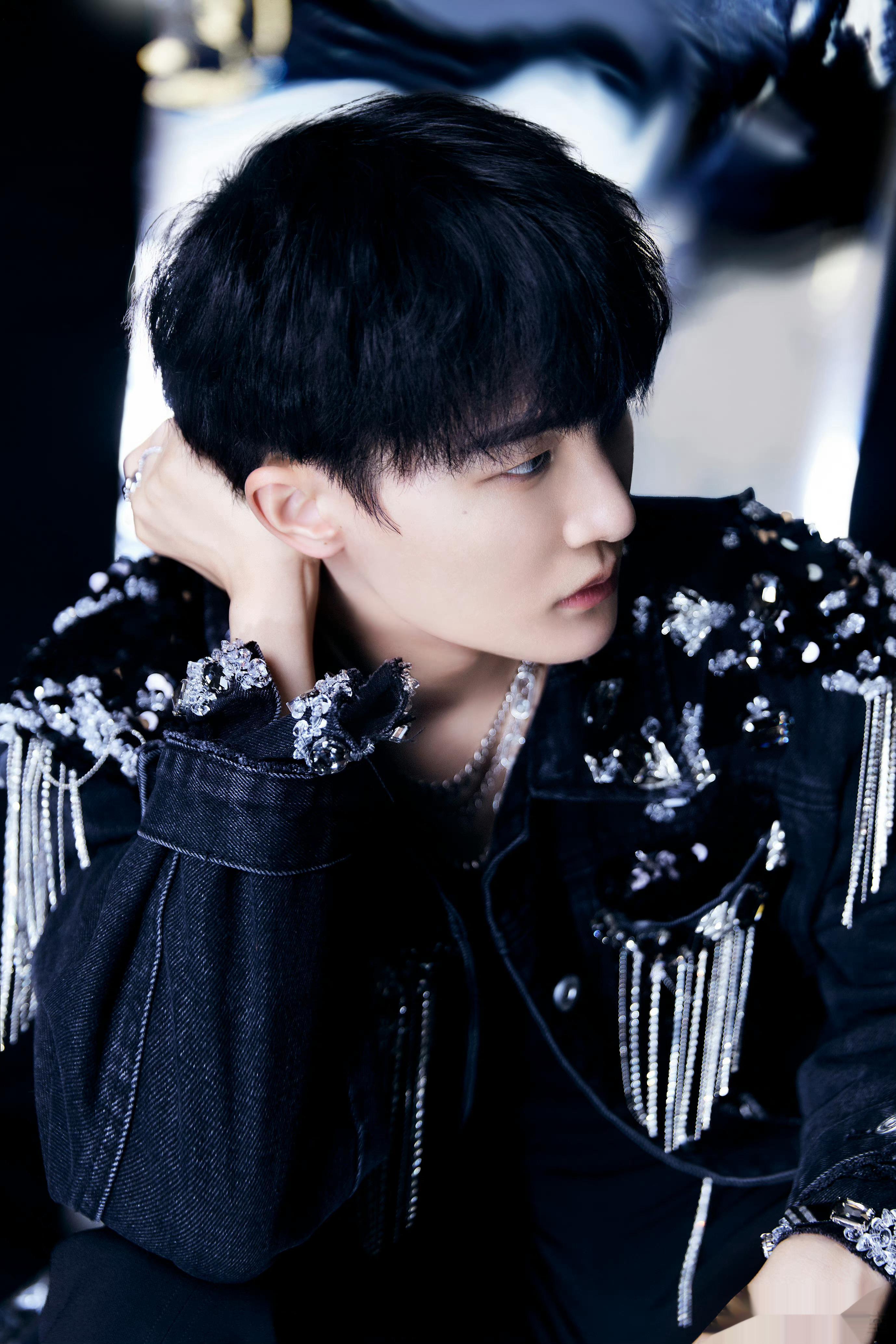 #周深[超话]# [哆啦A梦吃惊]#周深说洗泥巴洗了四十分钟# [2023.05