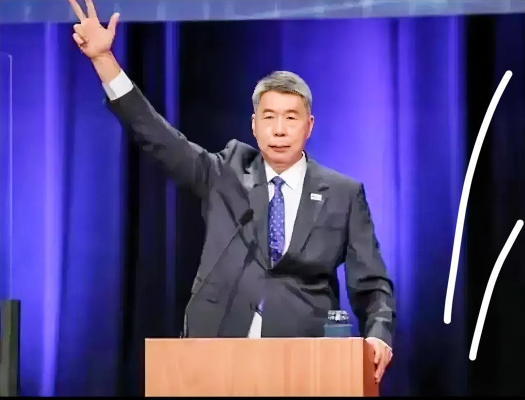 张亚中的悲哀，更是台湾社会的悲哀
两场国民党主席选举辩论会结束， 不出所料，从岛