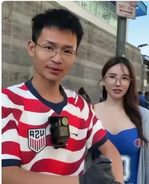 小唐在美国卖酱香饼生意火爆，月入上万美金，直接开三万月薪挽留助理小栗，待遇放在海