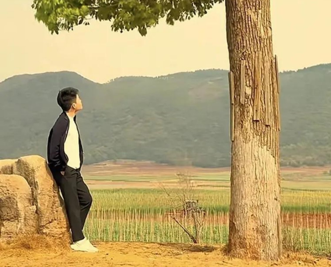 董宇辉自曝不整容的原因董宇辉不整容的原因太真实！曾和妈妈商量开眼角，被亲妈犀利回