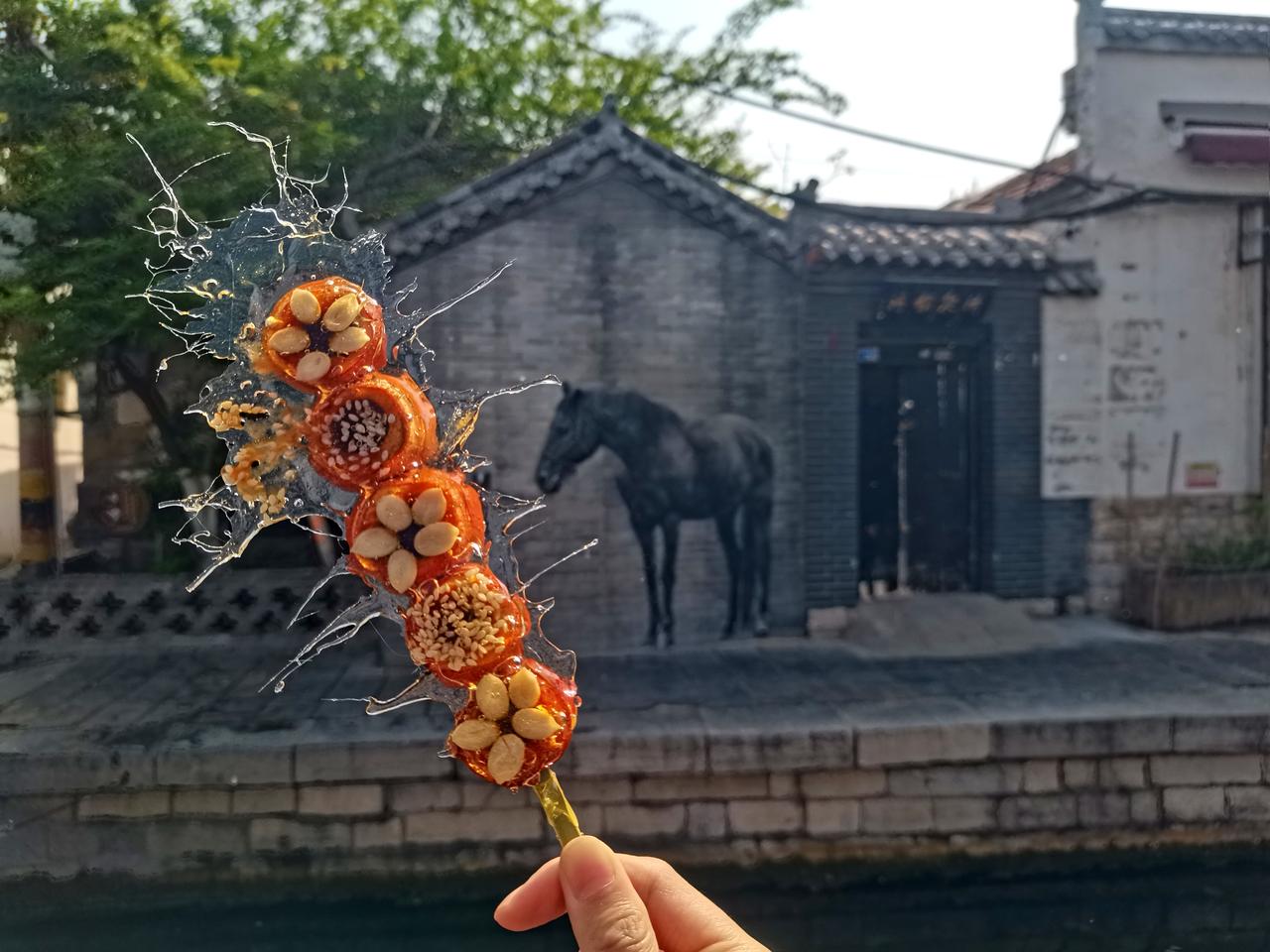 秋日生活打卡季猜猜这是哪里的特色小吃呀？[呲牙]