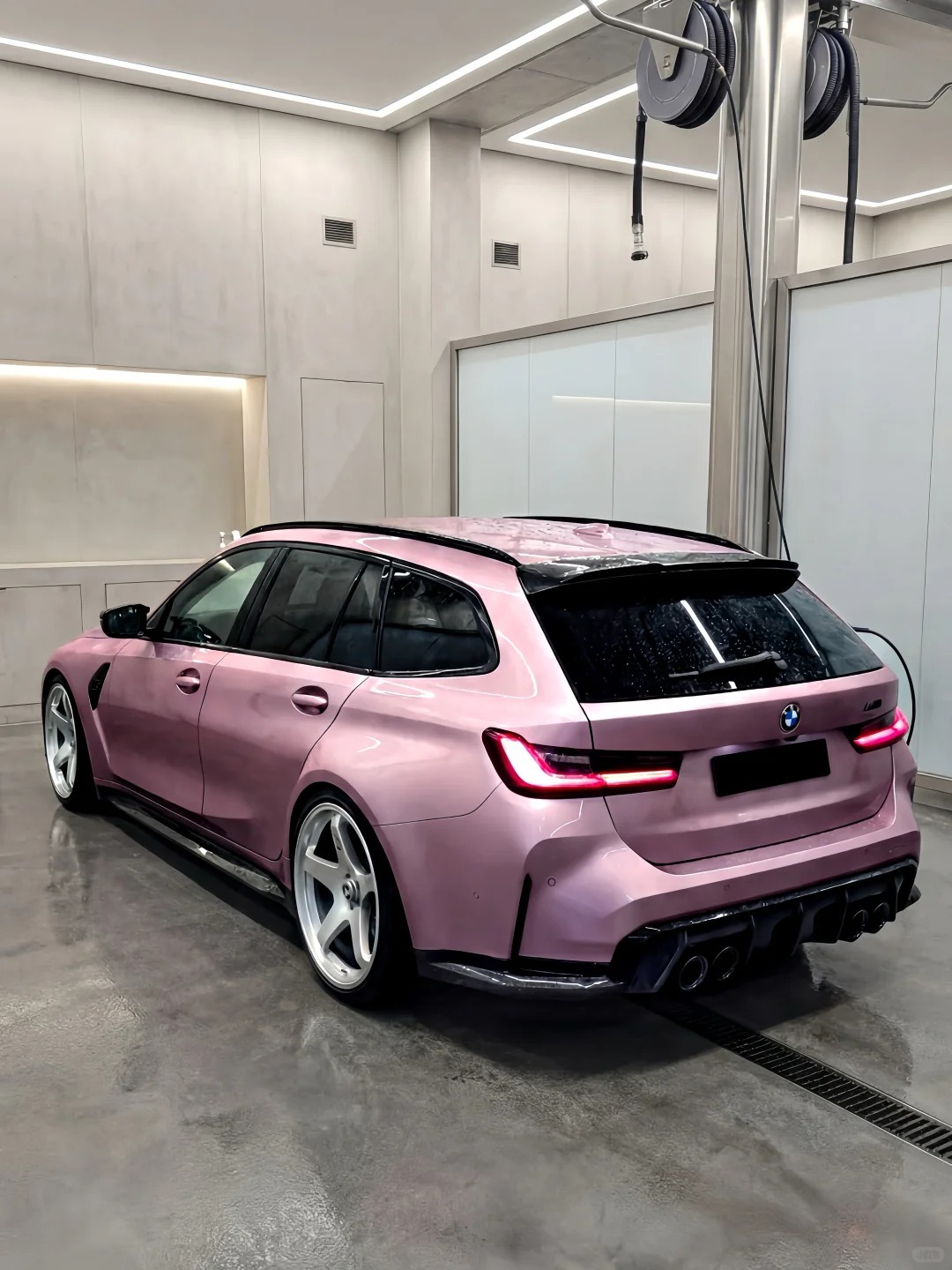 颜色和车型都是我的梦中情了，就等拿下了车的新衣