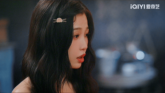 双轨 窗户纸文学 姜暮的撒娇太会了！软乎乎的请求配上靳朝的默许，窗户纸文学的甜感