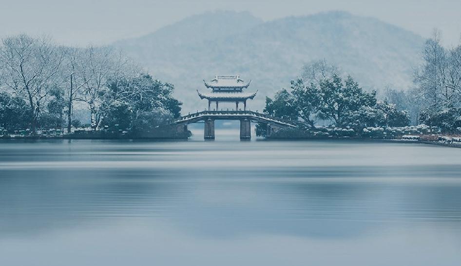 闻泰科技真的要灰飞烟灭了吗！

手机亮了又暗，暗了又亮。连续十个跌停板像钝刀，一