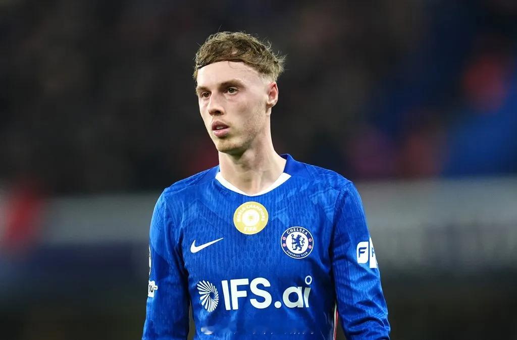 帕尔默在接受卫报采访时否认了离队传闻，这名合同2033年到期的中场表示自己无意在