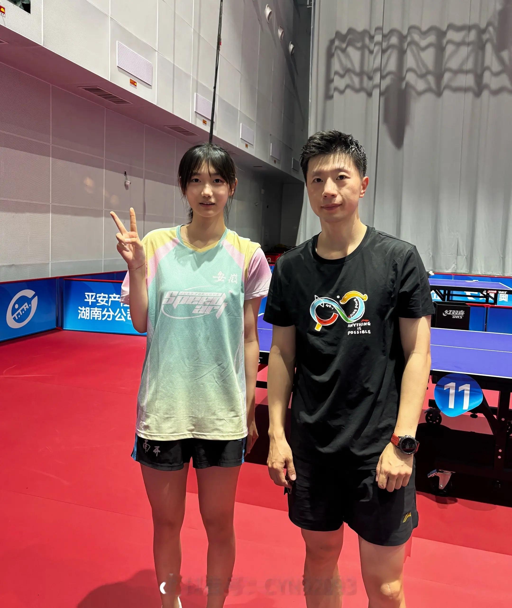 不知道不关心微博咯噔号还想咯噔什么还是来看长沙全锦赛马龙合影继续更新 with陈