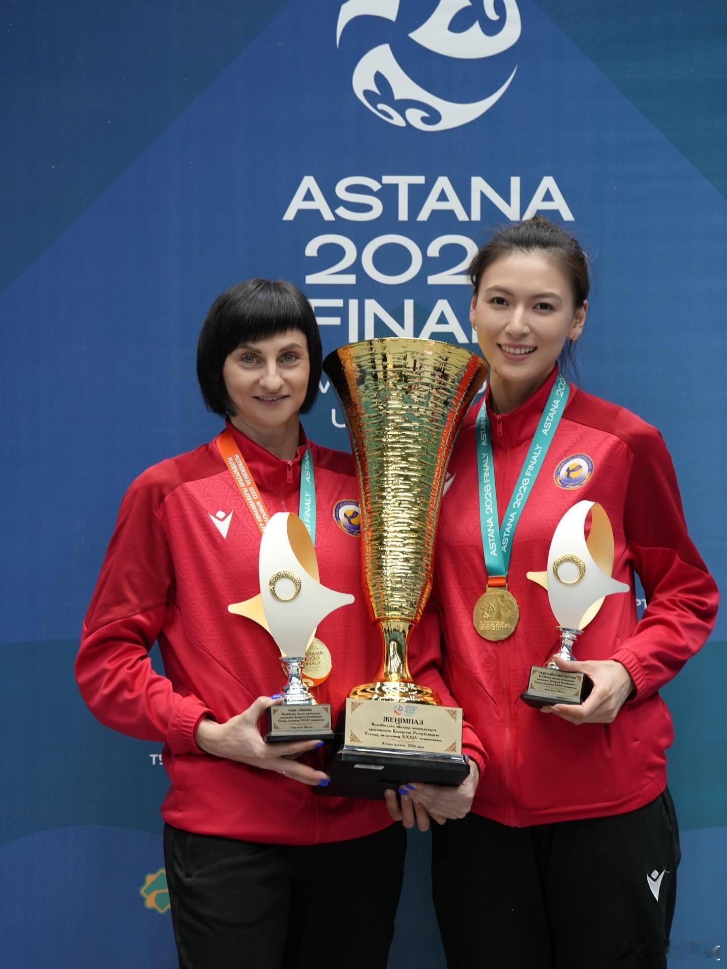 国际排坛动态缪伊雯耍姐：“不必纠结当下/也不必太担忧未来/人生没有无用的经历/所