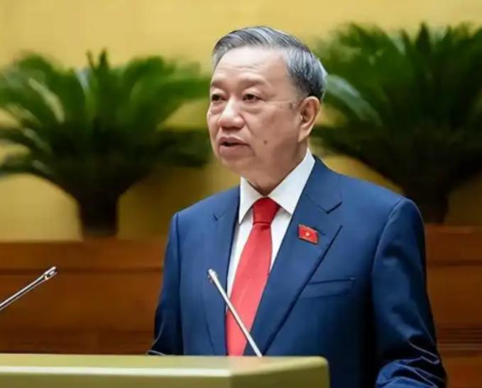 中越要一起建铁路，网友急了：越南会不会又翻脸？

4月17日，中越领导人会面后发