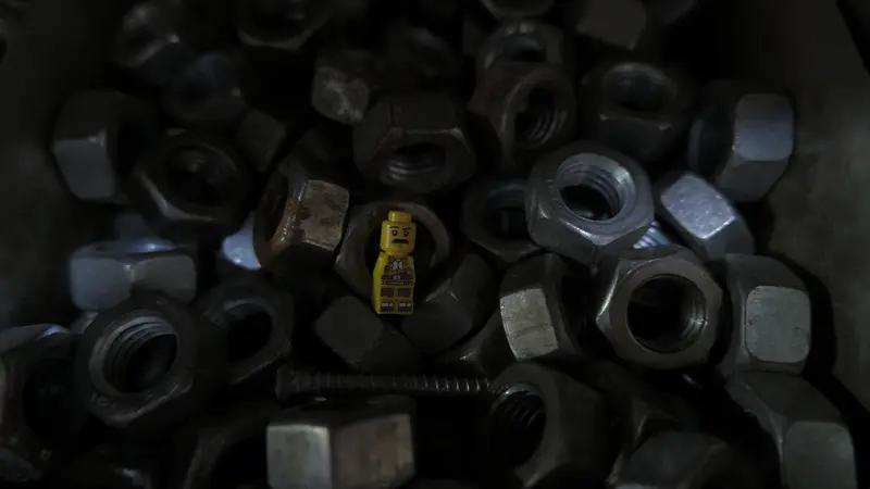 2月2日报道广东珠海，1746个螺母被认定为枪支散件老板获刑4年 ，当庭上诉，父