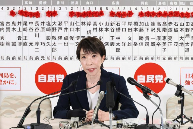 【蠢蠢欲动，#高市竟称要努力营造有利于拜鬼环境#】据日本共同社、《日刊体育》等媒